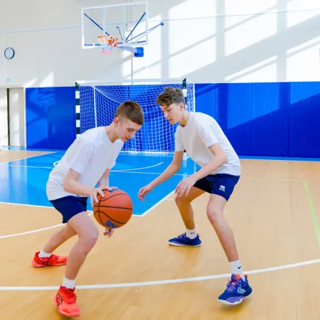 Ферма для баскетбольного щита игрового на растяжках вынос 1200 мм ZAVODSPORTA за 18&nbsp;200 ₽ купить в Курске